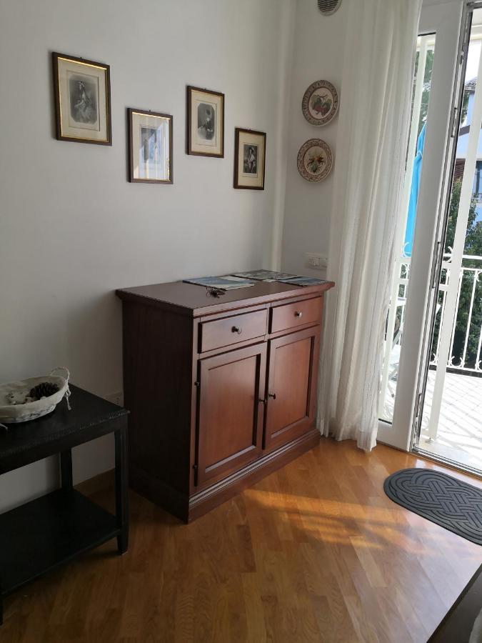 Grazioso appartamento in Centro a Numana Esterno foto
