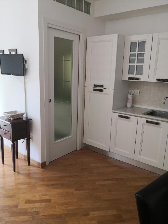 Grazioso appartamento in Centro a Numana Esterno foto